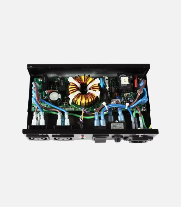furman-ac-210a-e-10a-two-outlet-auto-reset-02